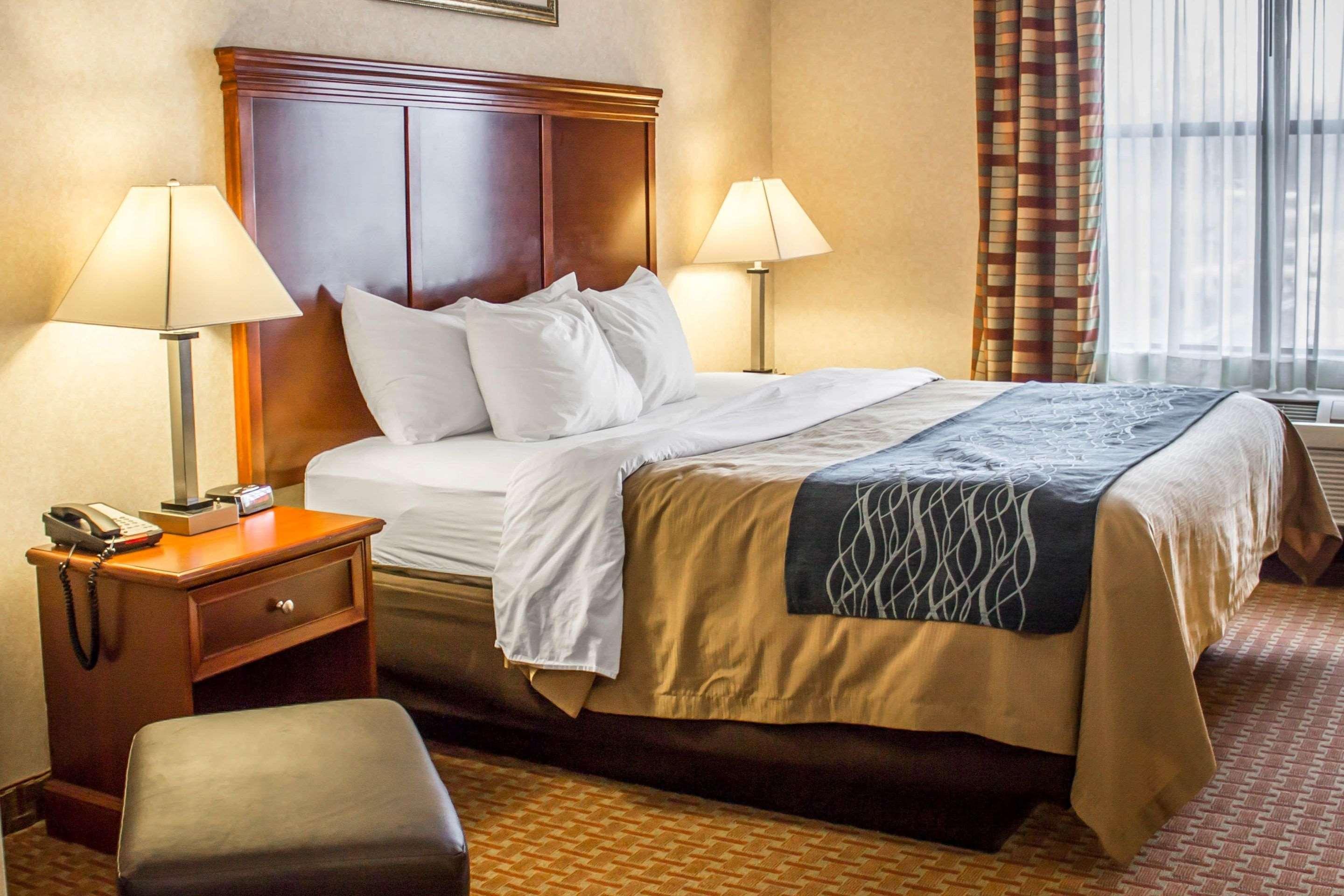 Comfort Inn & Suites Kent - University Area Ngoại thất bức ảnh